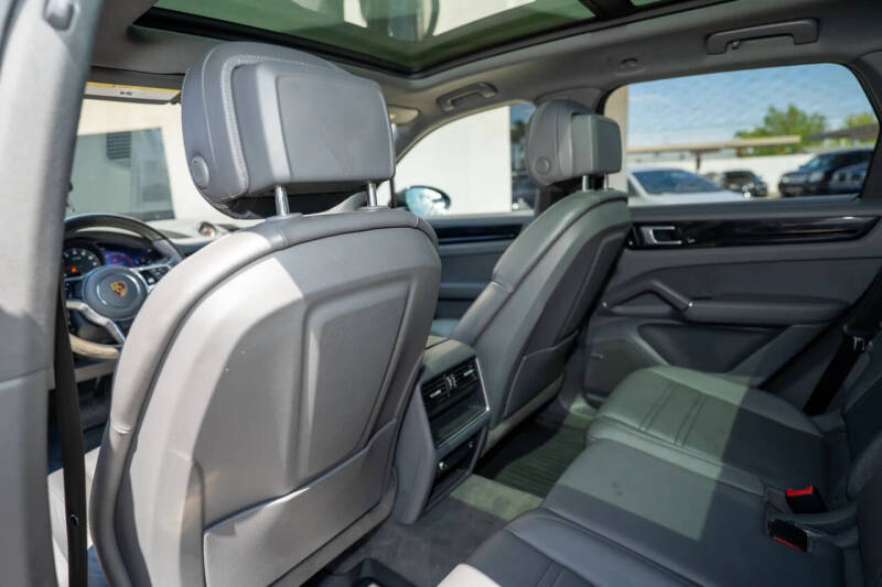 2021 Porsche Cayenne