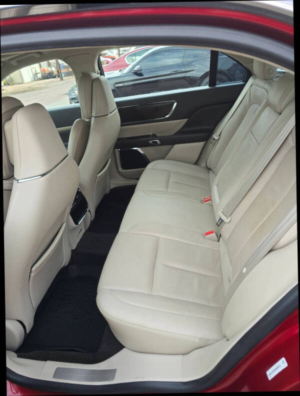 2019 Lincoln Continental Select