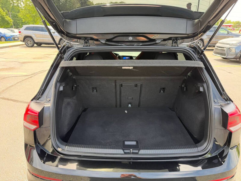 2024 Volkswagen Golf GTI S