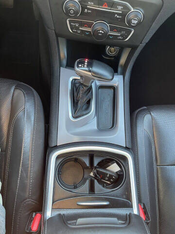 2020 Dodge Charger SXT