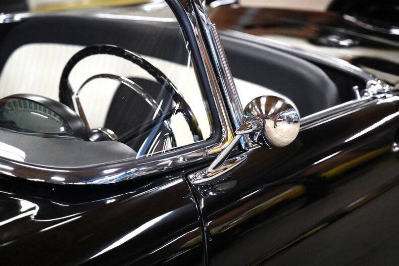 1956 Ford Thunderbird