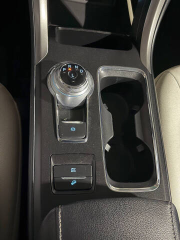 2018 Ford Fusion Hybrid SE