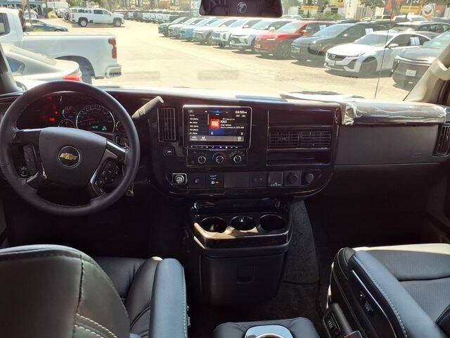 2026 Chevrolet Express 2500