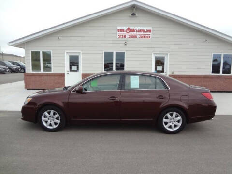 2008 Toyota Avalon for sale at GIBB'S 10 SALES LLC in New York Mills MN