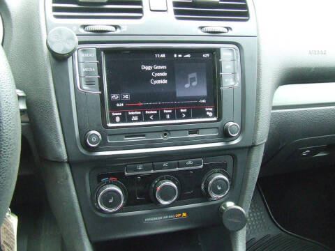 2011 Volkswagen Golf 2.5L PZEV