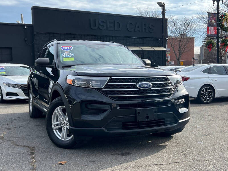 2020 Ford Explorer XLT's photo