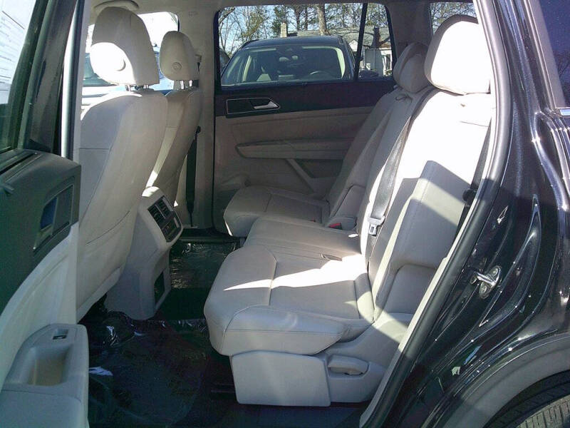 2019 Volkswagen Atlas SE