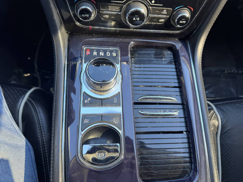 2014 Jaguar XJL Portfolio