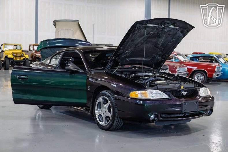 1996 Ford Mustang SVT Cobra