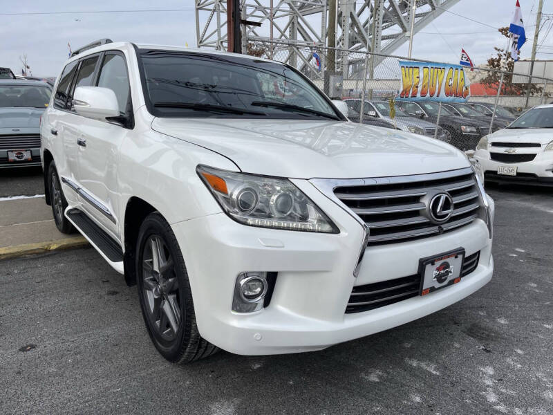 2015 Lexus LX 570