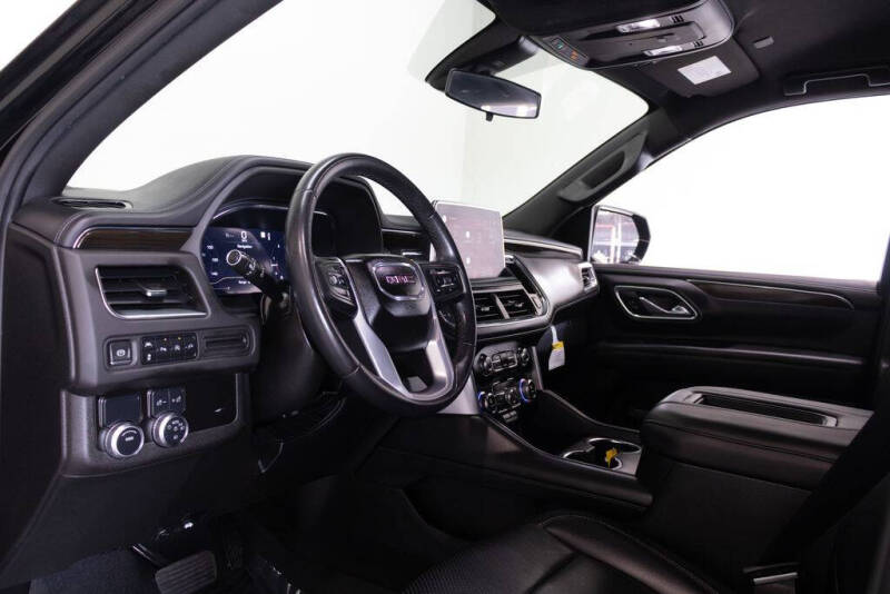 2022 GMC Yukon SLE