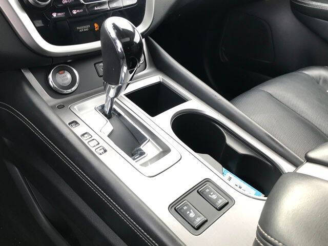 2023 Nissan Murano SL