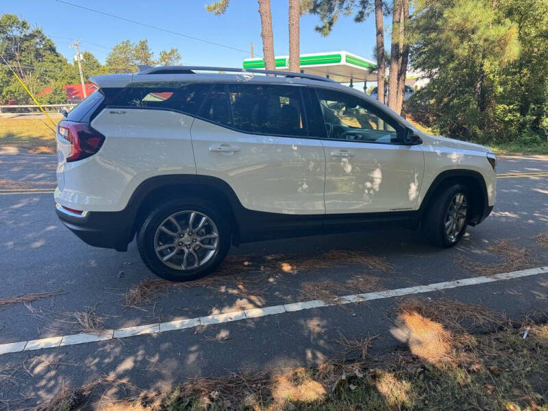 2023 GMC Terrain SLT