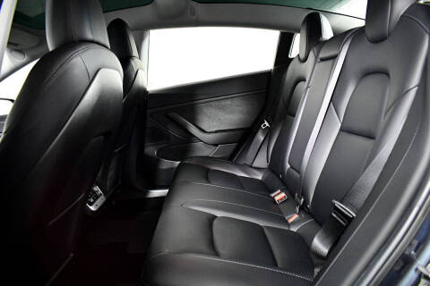 2019 Tesla Model 3 Standard Range Plus