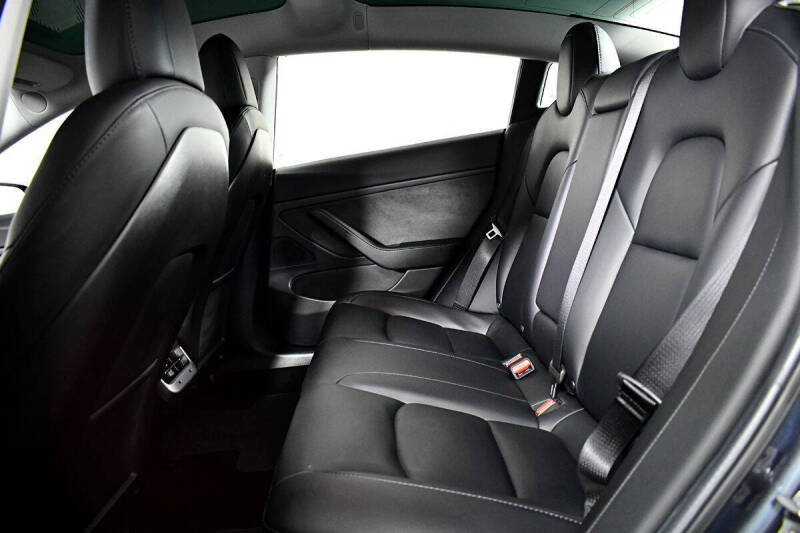 2019 Tesla Model 3 Standard Range Plus