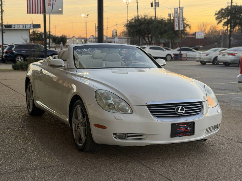 2004 Lexus SC 430