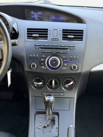 2012 Mazda MAZDA3 i Touring