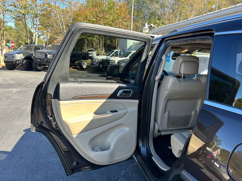 2017 Jeep Grand Cherokee Limited photo 24