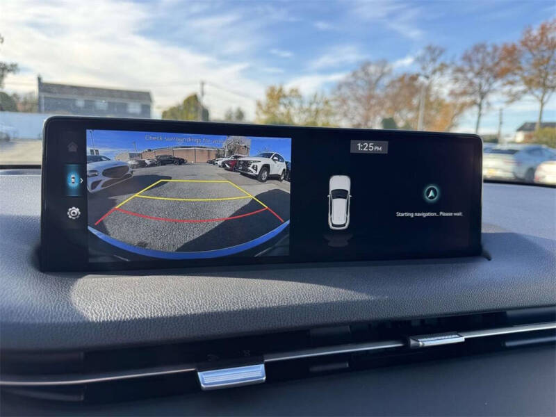 2023 Genesis GV70 2.5T Standard