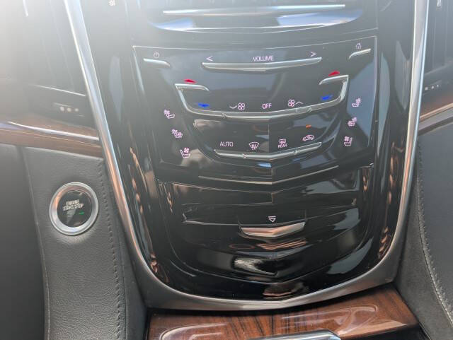 2019 Cadillac Escalade Luxury