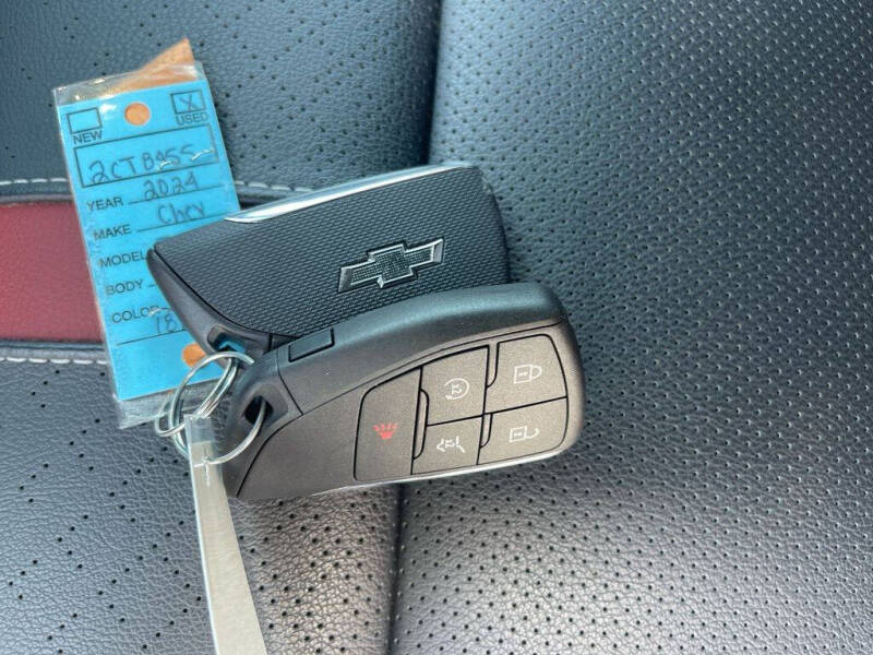 2024 Chevrolet Traverse RS