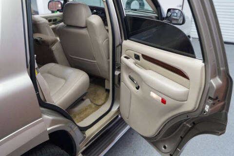 2002 Cadillac Escalade