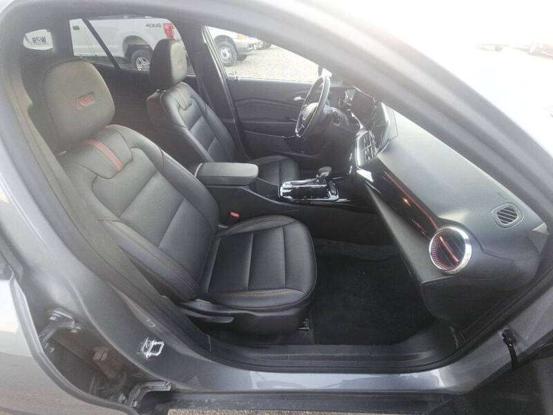 2024 Chevrolet Trax RS