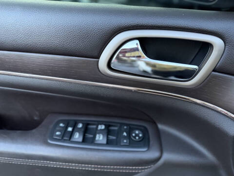 2016 Jeep Grand Cherokee Summit