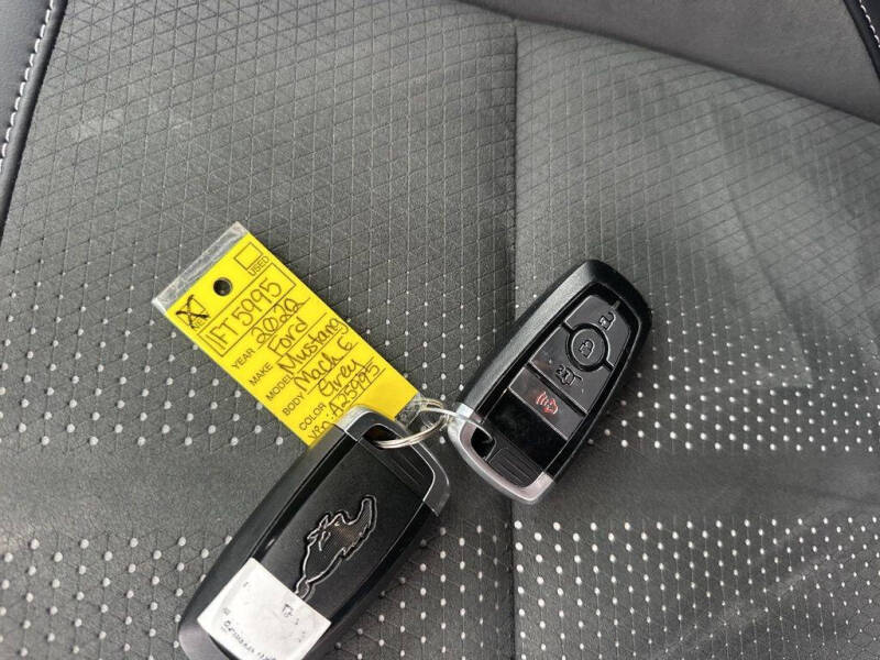 2022 Ford Mustang Mach-E GT