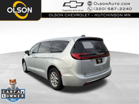 2024 Chrysler Pacifica Touring L