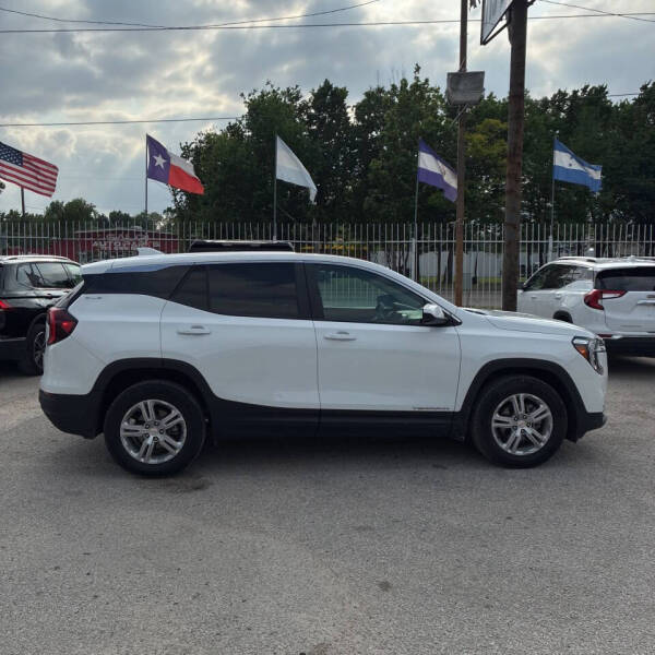 2024 GMC Terrain SLE