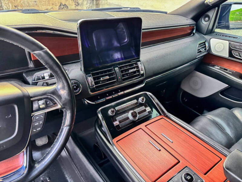 2020 Lincoln Navigator L Reserve