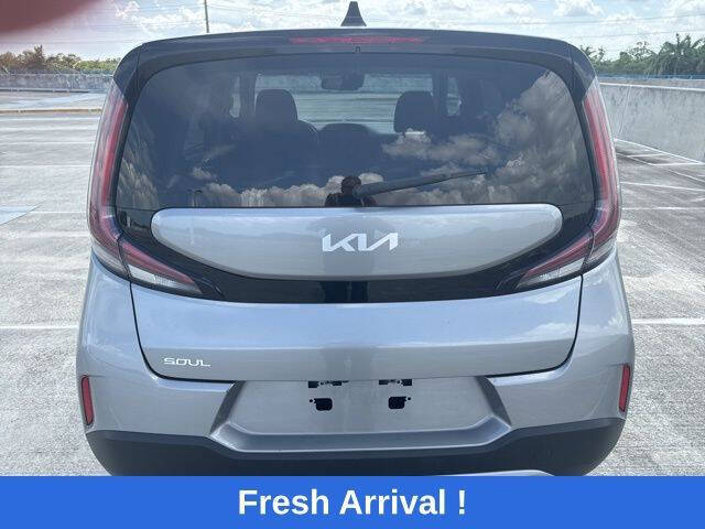 2024 Kia Soul LX