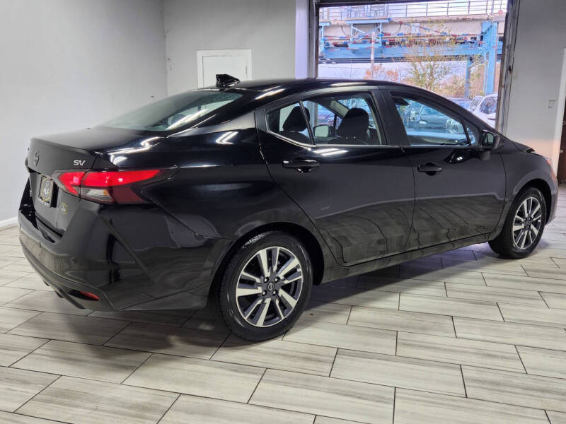 2023 Nissan Versa SV