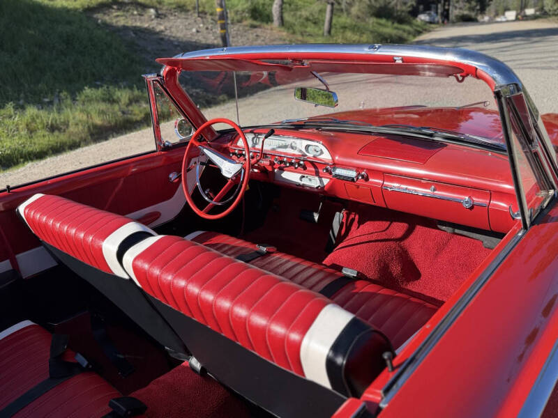 1960 Ford Sunliner