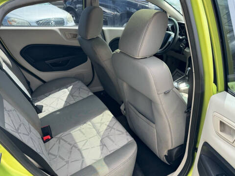 2011 Ford Fiesta SE
