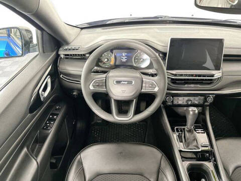 2023 Jeep Compass Altitude