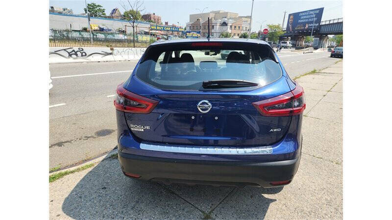 2020 Nissan Rogue Sport for sale at YES AUTOS in Elmhurst, NY