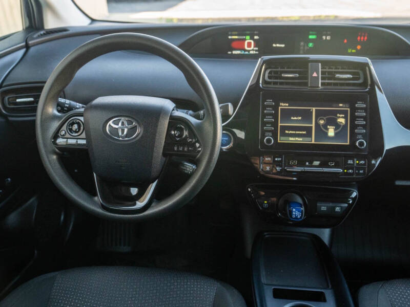 2020 Toyota Prius LE AWD-e