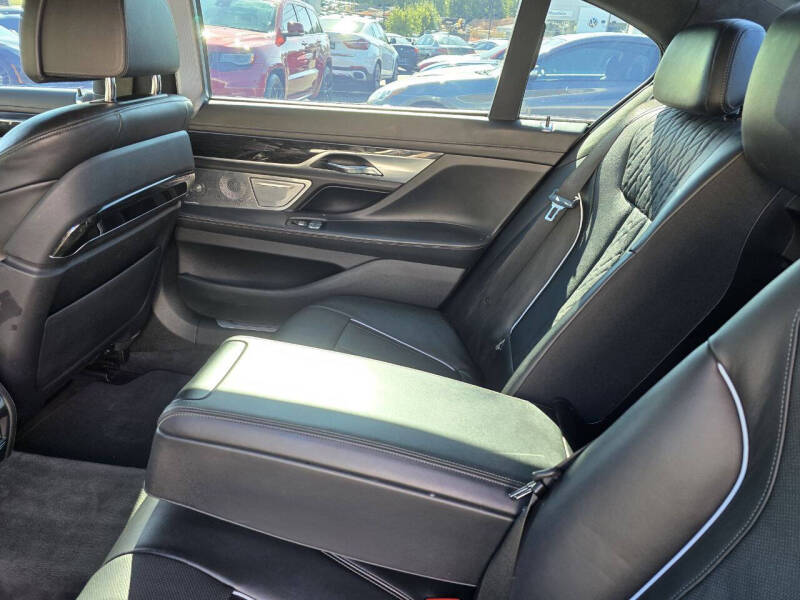 2016 BMW 7 Series 750i xDrive