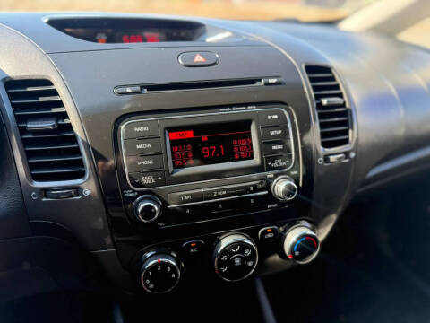 2016 Kia Forte5 LX