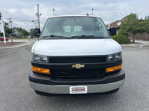 2022 Chevrolet Express 2500