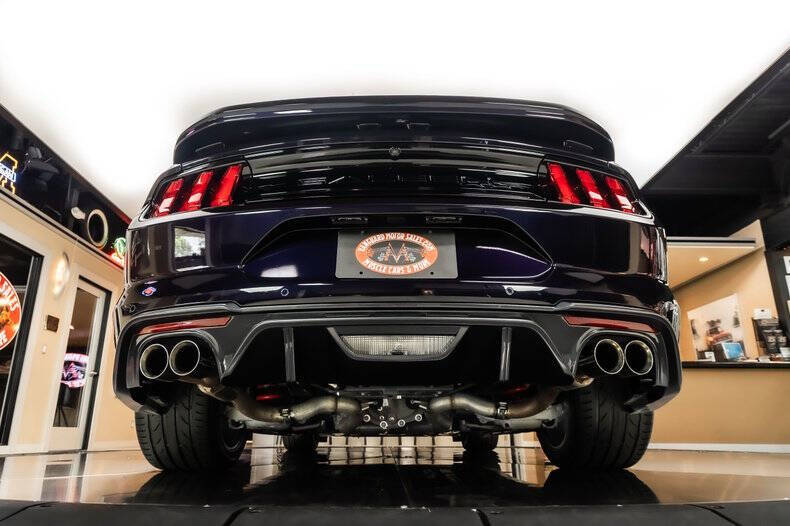 2022 Ford Mustang