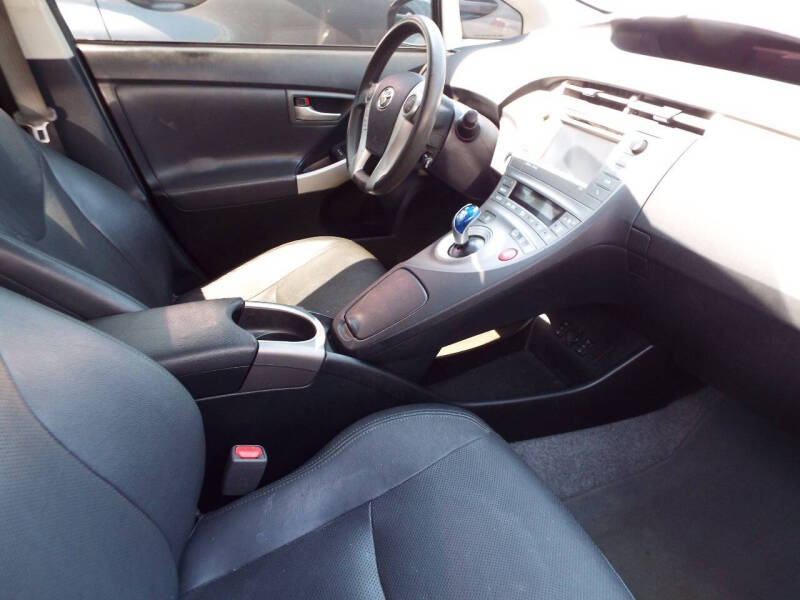 2014 Toyota Prius Plug-in Hybrid Advanced