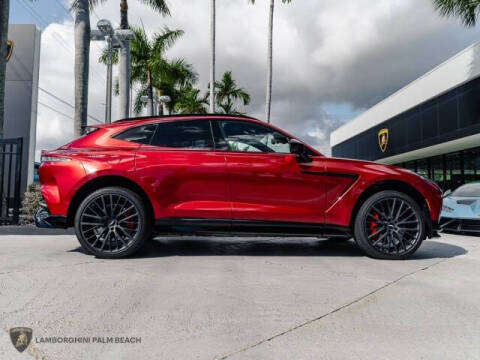 2023 Aston Martin DBX 707