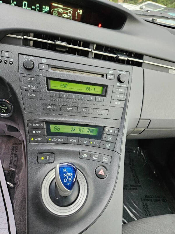 2010 Toyota Prius II