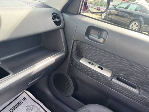 2005 Scion xB