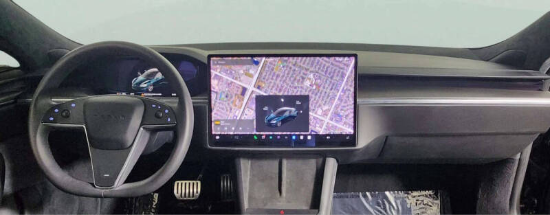 2023 Tesla Model S Plaid