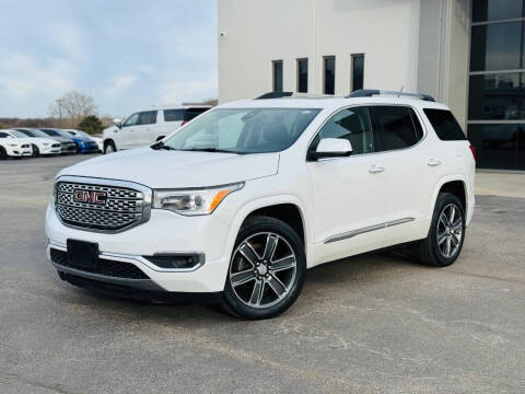 2017 GMC Acadia Denali