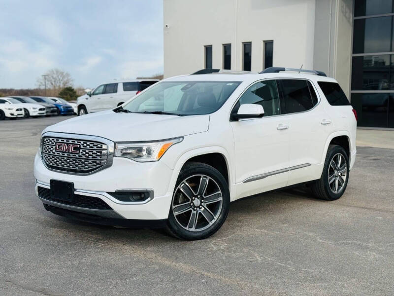 2017 GMC Acadia Denali